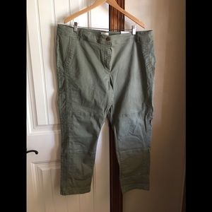 Plus size 20-22, (Chico’s size 4) olive grn pants.
